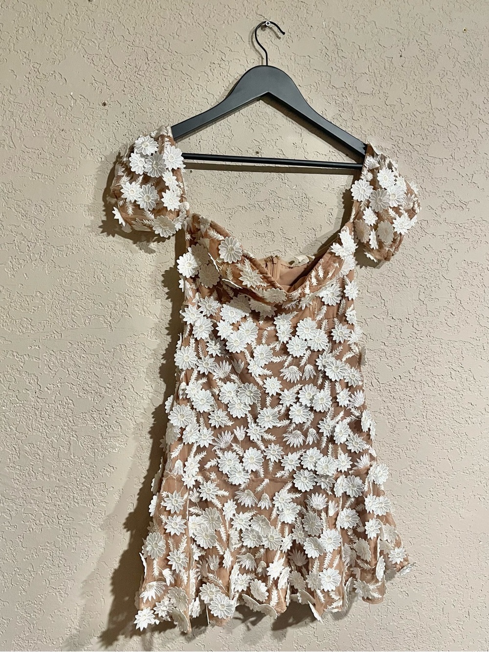 For Love & Lemons | 3D Floral Nude Mesh Off Shoulder Mini Dress - Picture 4 of 8